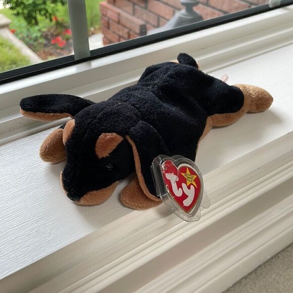 Doby the Doberman 1996 Ty Original Beanie Baby in Good Condition with all tags - Picture 1 of 7